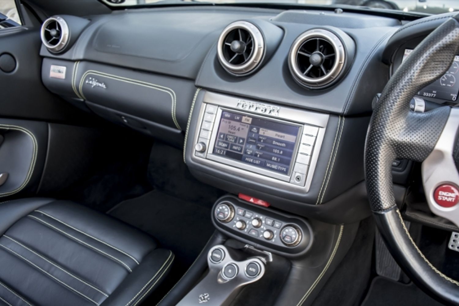 FERRARI CALIFORNIA CONVERTIBLE 2+ F1