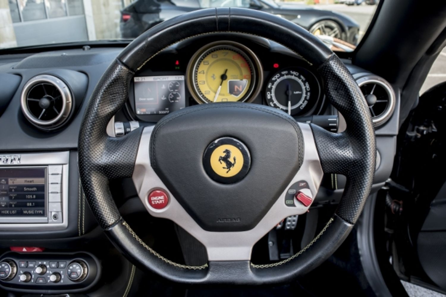 FERRARI CALIFORNIA CONVERTIBLE 2+ F1