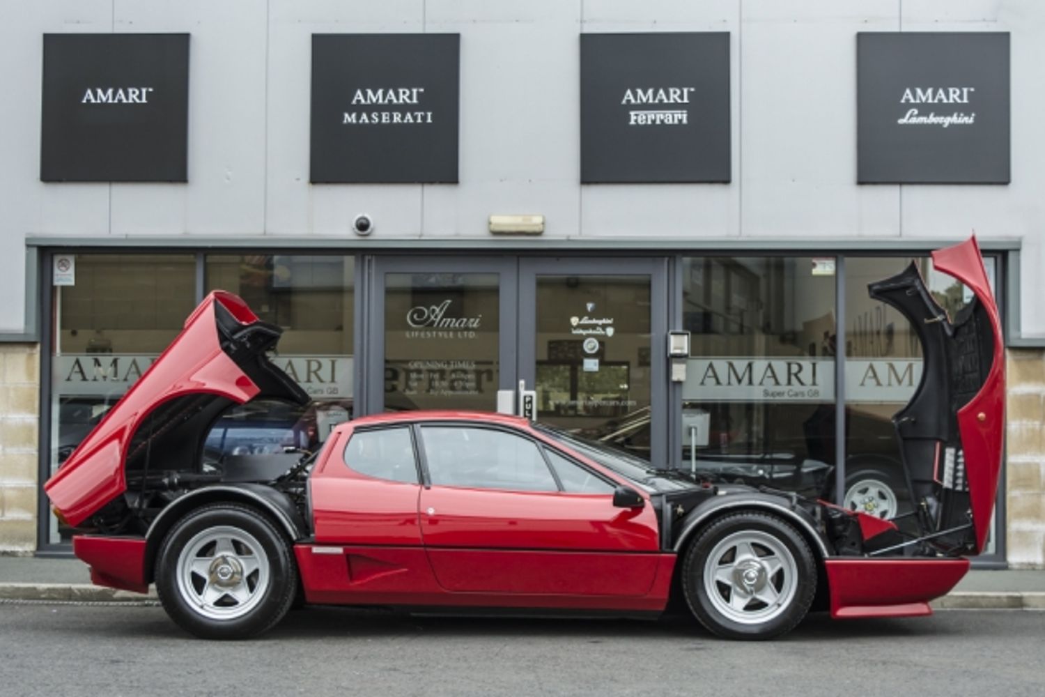 FERRARI 512BBi Boxer - LHD