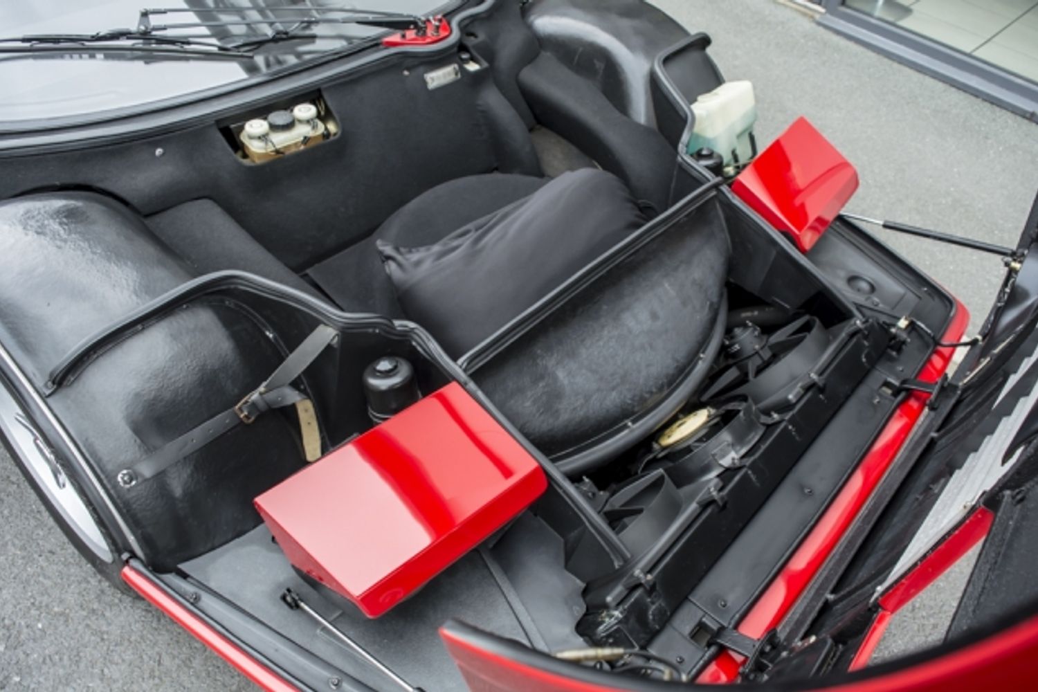 FERRARI 512BBi Boxer - LHD
