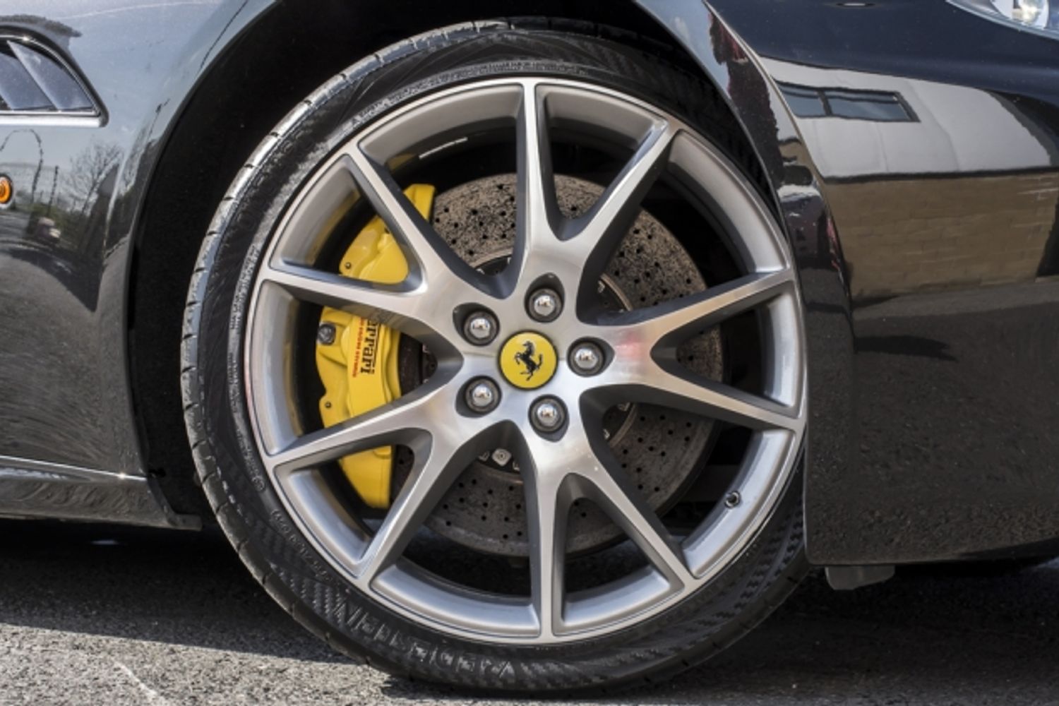 FERRARI CALIFORNIA CONVERTIBLE 2+ F1