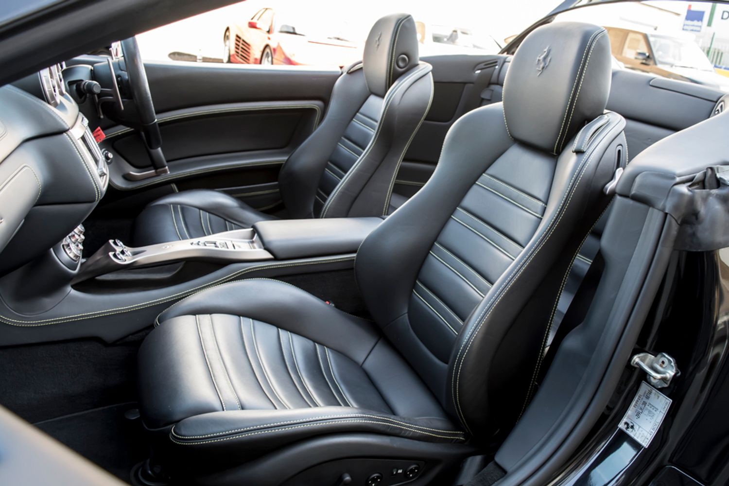 FERRARI CALIFORNIA CONVERTIBLE 2+ F1