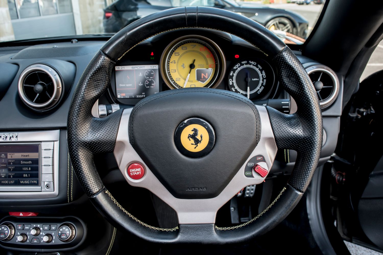 FERRARI CALIFORNIA CONVERTIBLE 2+ F1