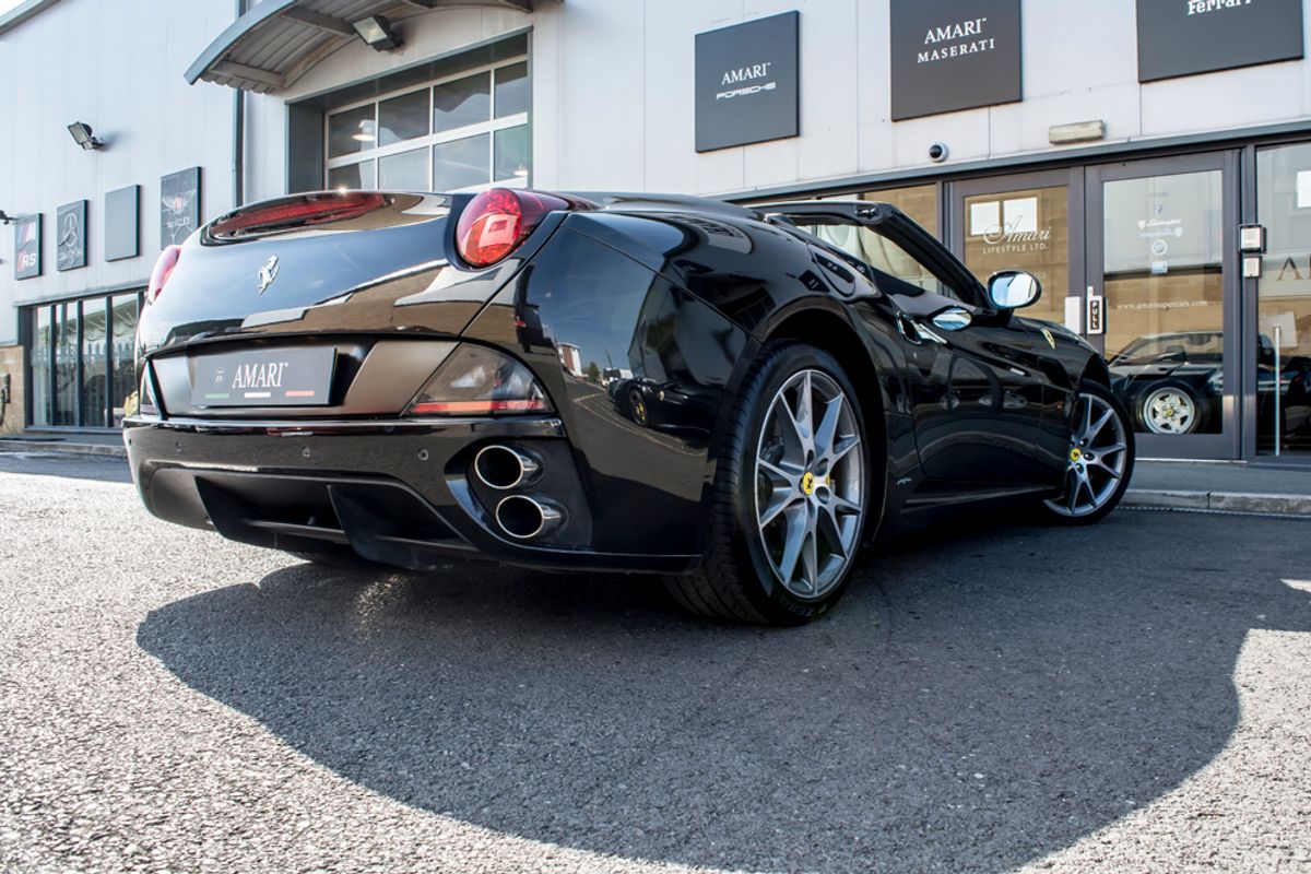 FERRARI CALIFORNIA CONVERTIBLE 2+ F1