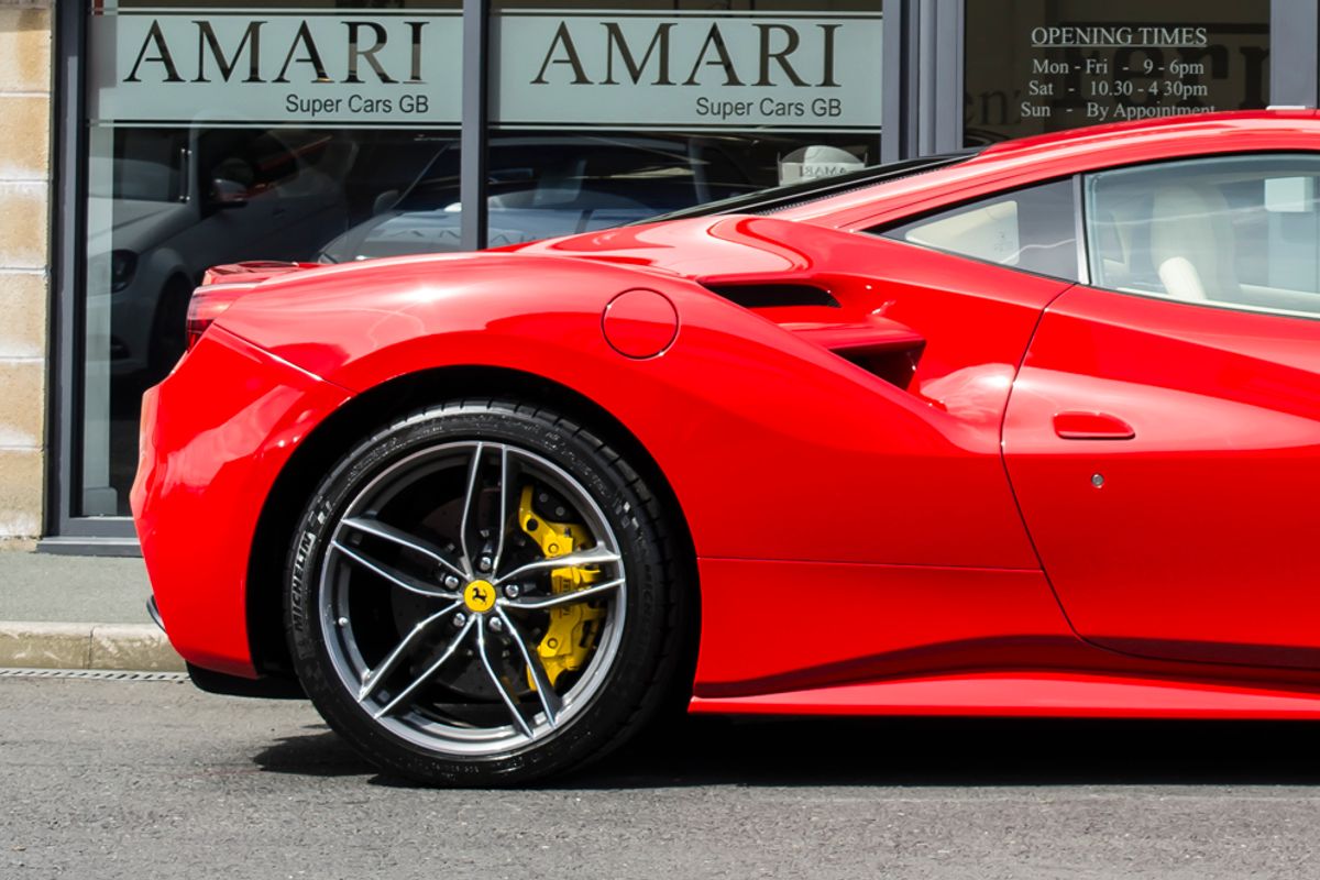 FERRARI 488 GTB Coupe