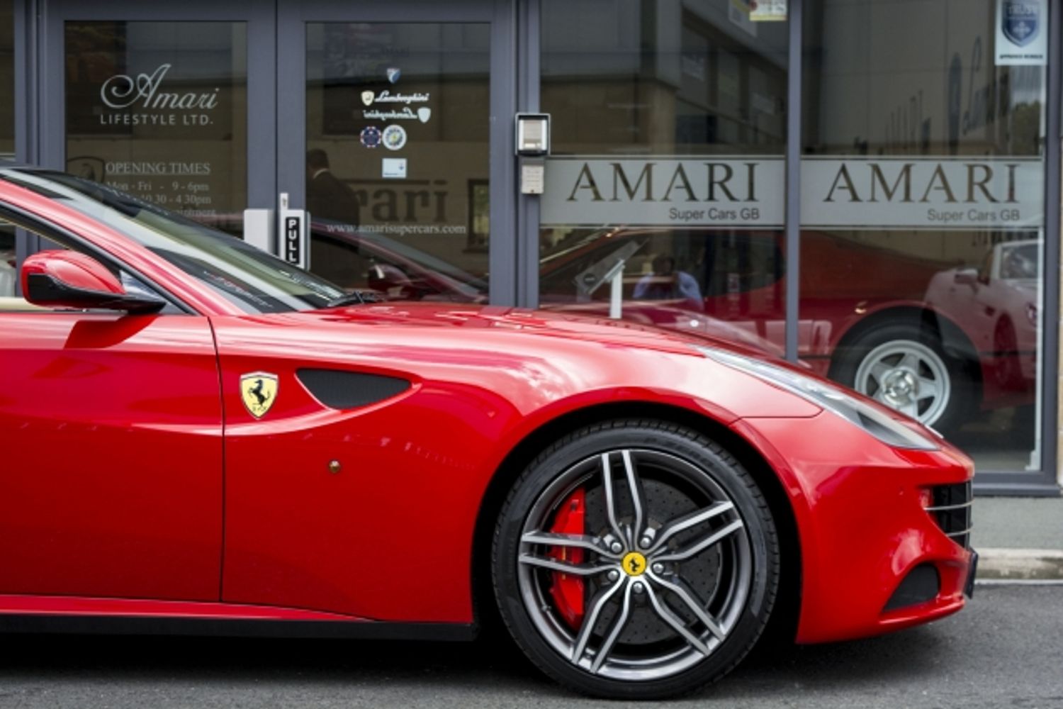 FERRARI FF COUPE 2dr Auto [HELE]