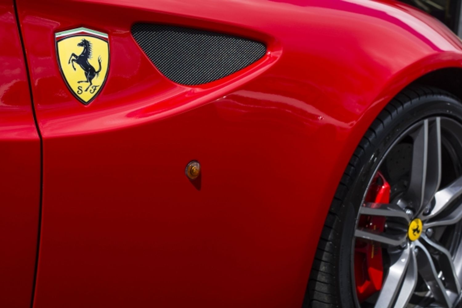 FERRARI FF COUPE 2dr Auto [HELE]