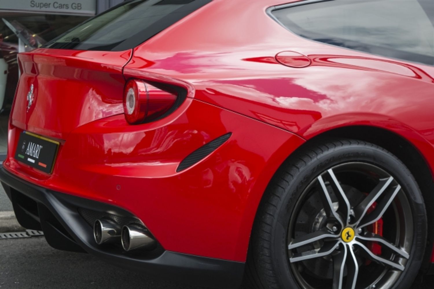 FERRARI FF COUPE 2dr Auto [HELE]