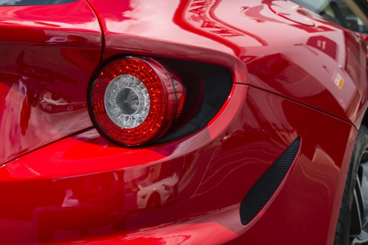FERRARI FF COUPE 2dr Auto [HELE]