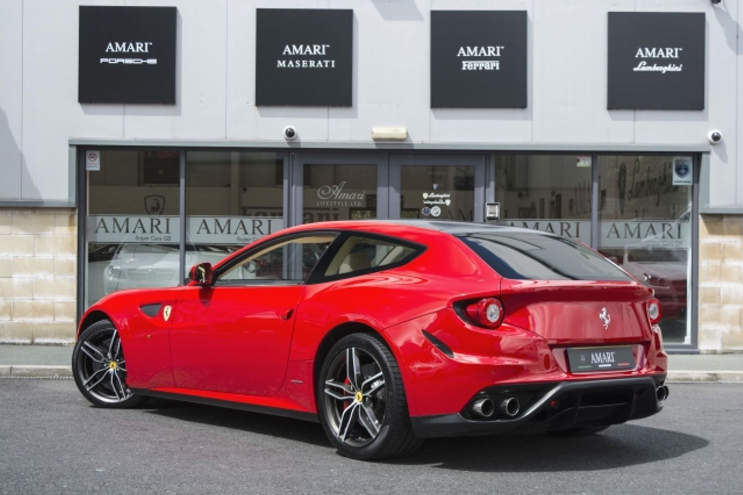 FERRARI FF COUPE 2dr Auto [HELE]