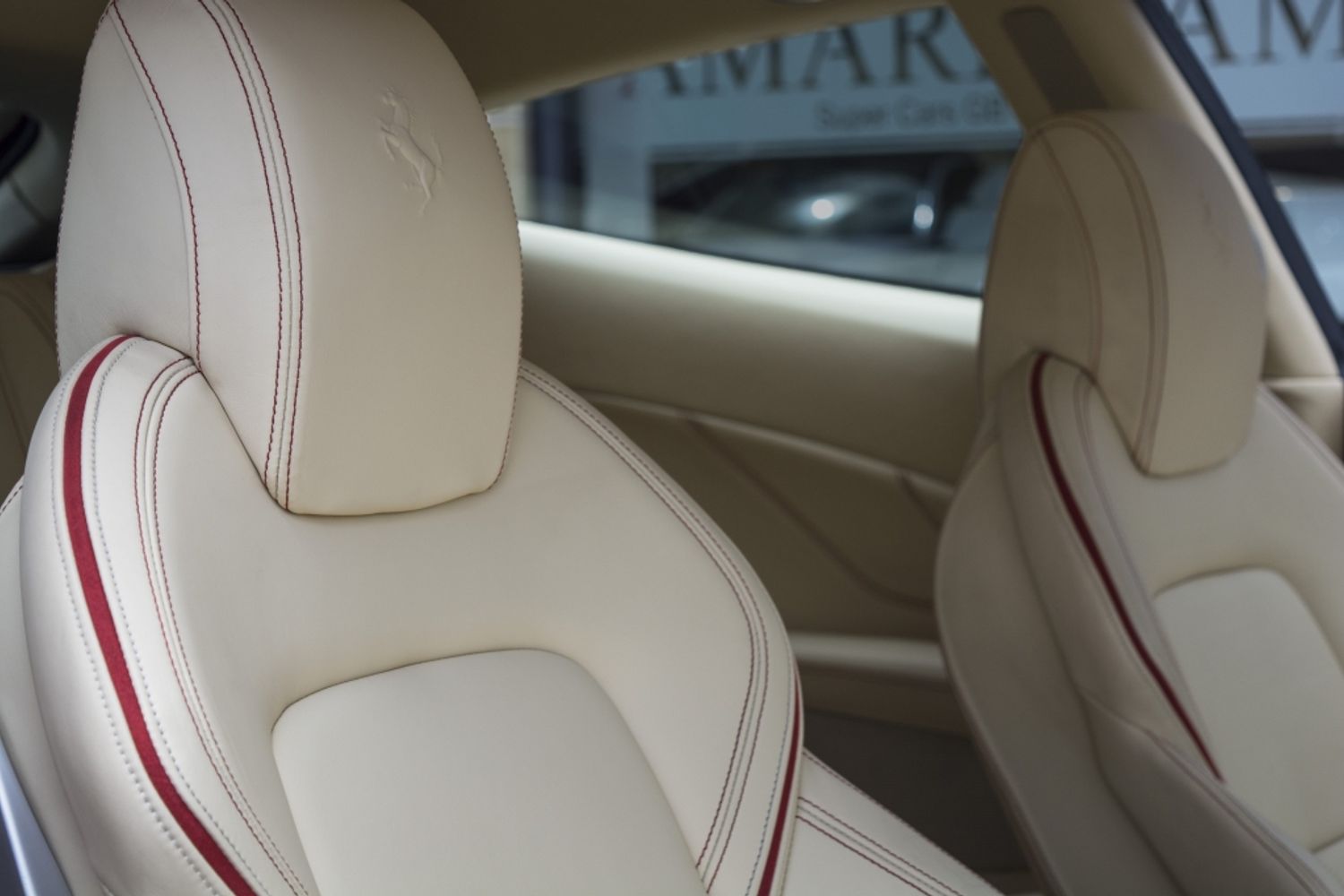 FERRARI FF COUPE 2dr Auto [HELE]