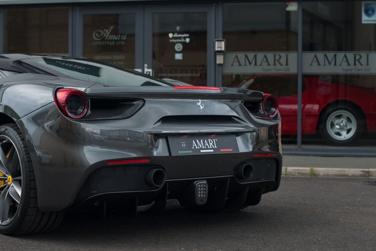 FERRARI 488 3.9 Litre Twin Turbo V8