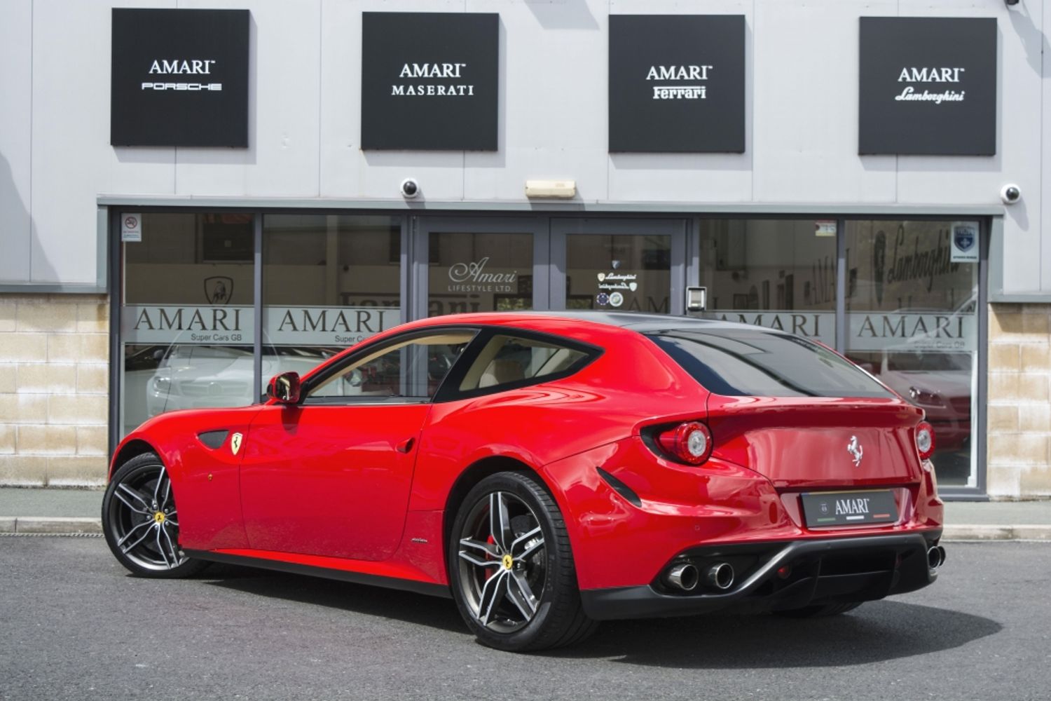 FERRARI FF COUPE 2dr Auto [HELE]