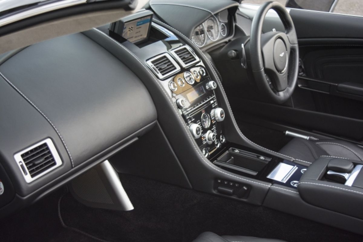 ASTON MARTIN Volante Touchtronic DBS Volante