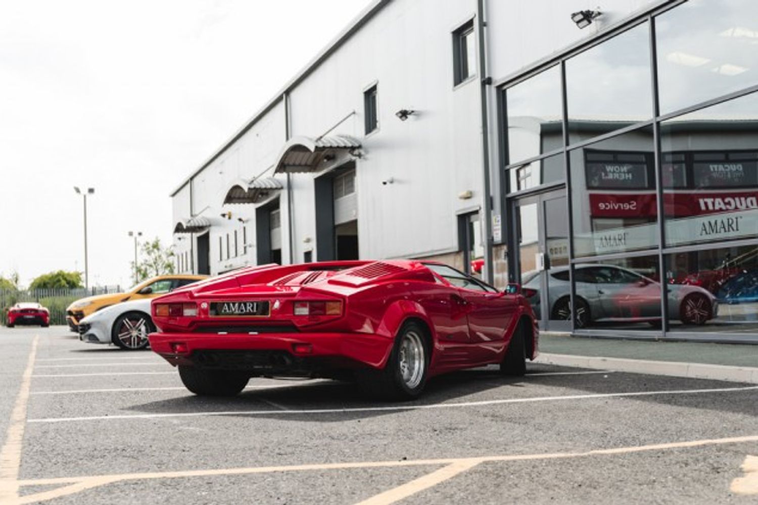 LAMBORGHINI Countach 5.2 V12 - 25th Anniversary
