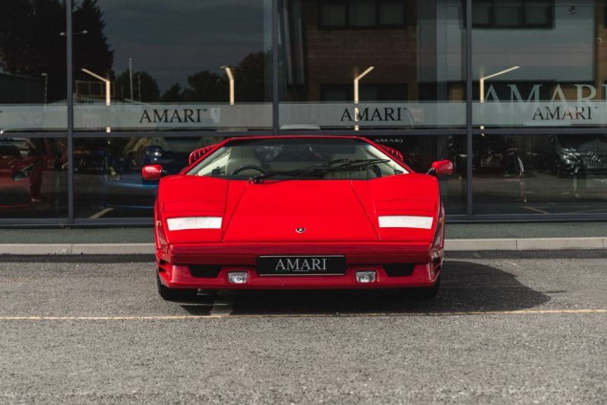 LAMBORGHINI Countach 5.2 V12 - 25th Anniversary