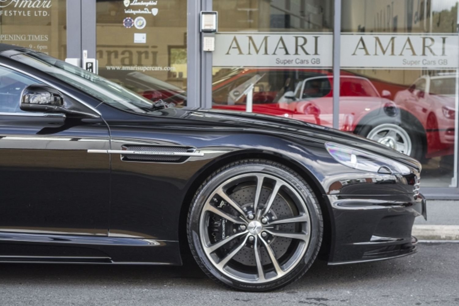 ASTON MARTIN Volante Touchtronic DBS Volante