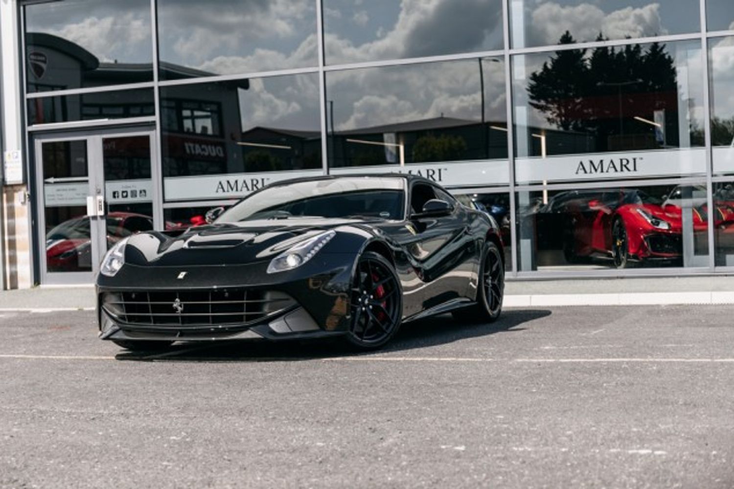 FERRARI F12 BERLINETTA COUPE 2dr Auto