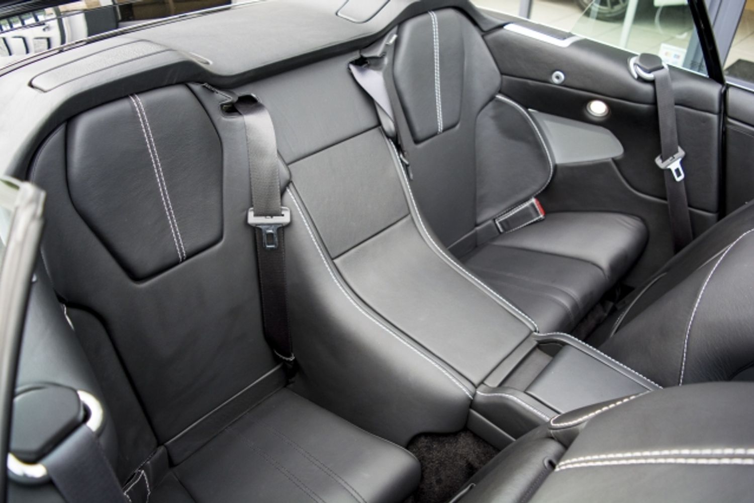 ASTON MARTIN Volante Touchtronic DBS Volante