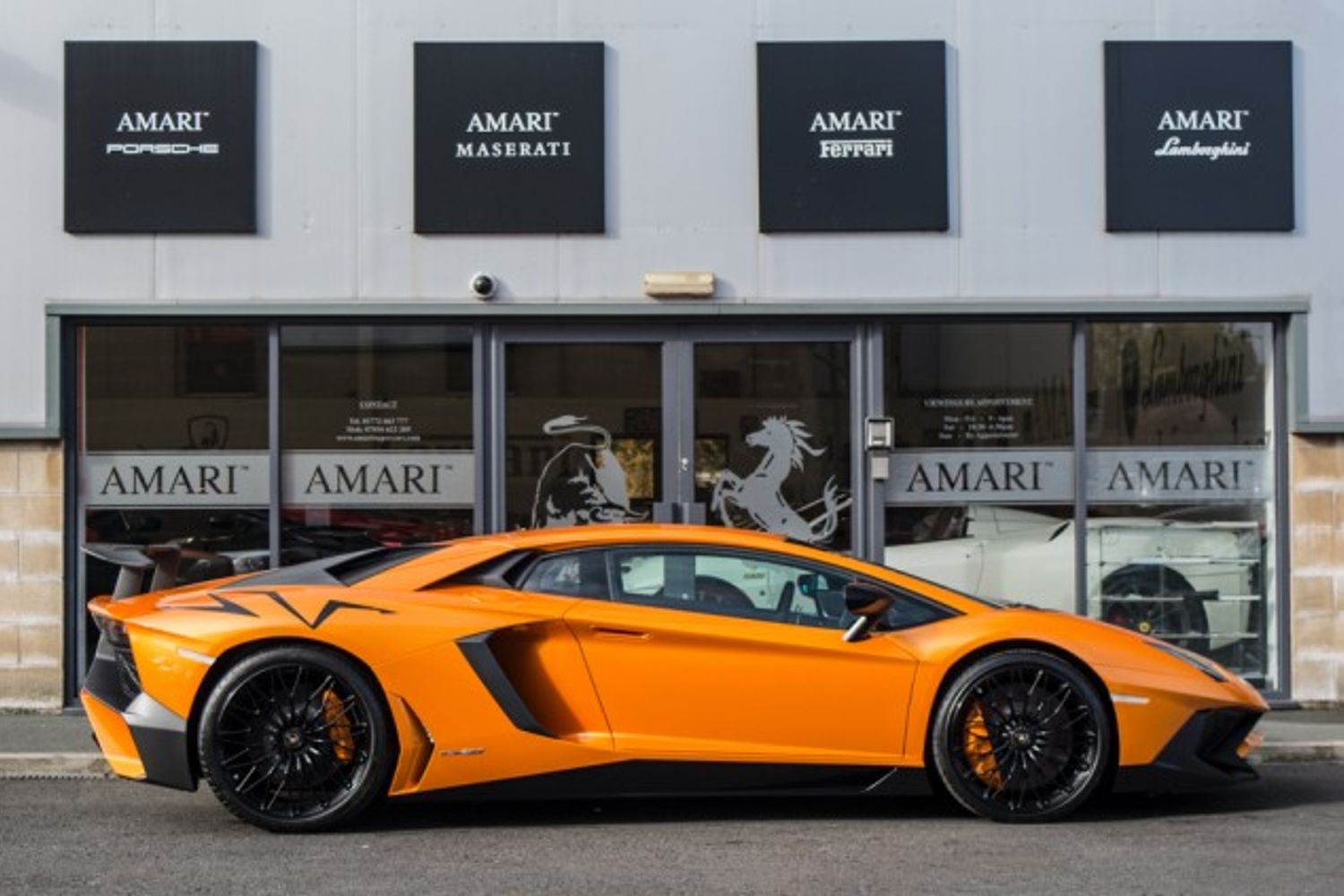 LAMBORGHINI Aventador LP750-4 SV Superveloce
