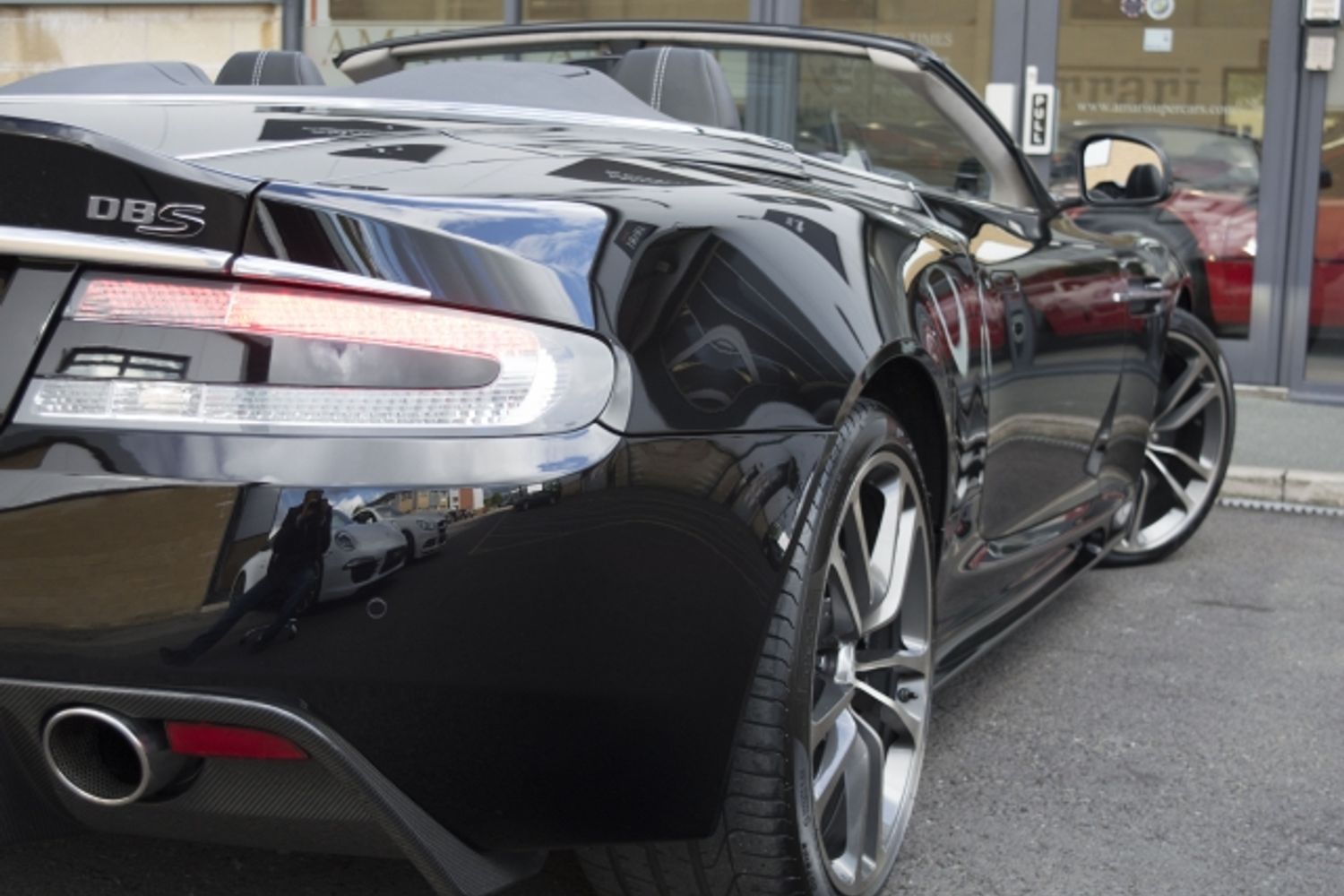 ASTON MARTIN Volante Touchtronic DBS Volante