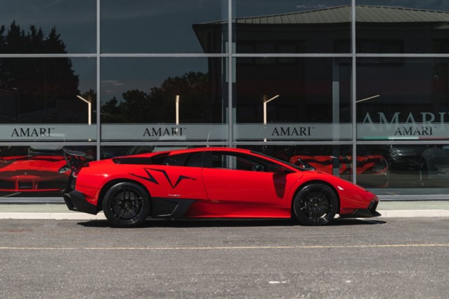 LAMBORGHINI Murcielago LP670-4 SV SUPERVELOCE