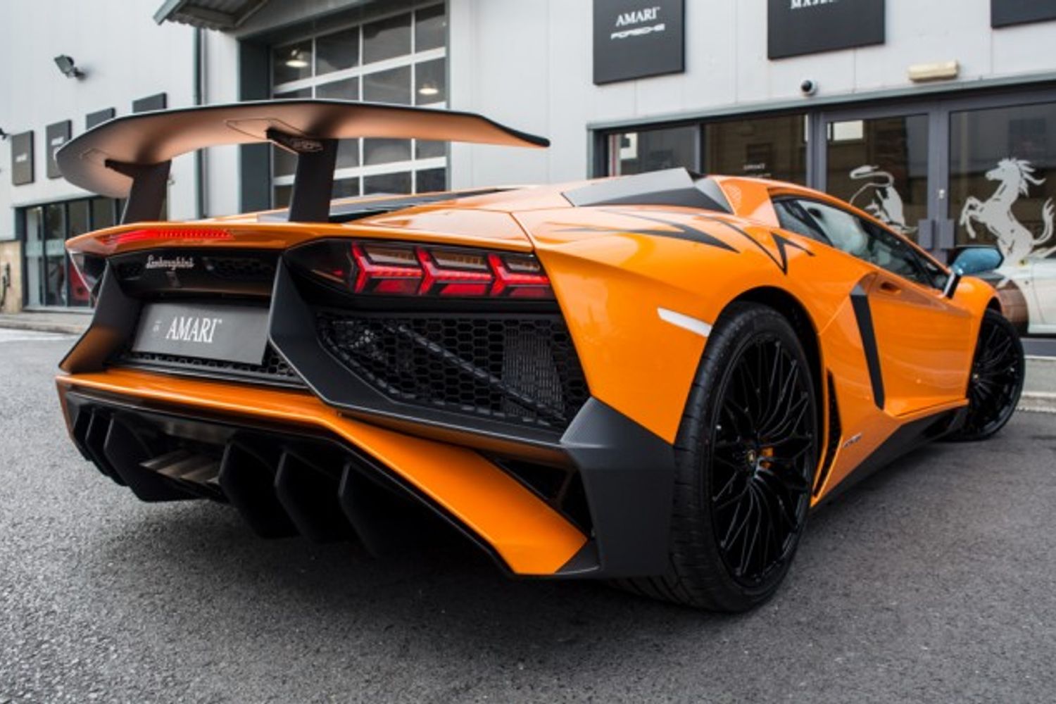LAMBORGHINI Aventador LP750-4 SV Superveloce