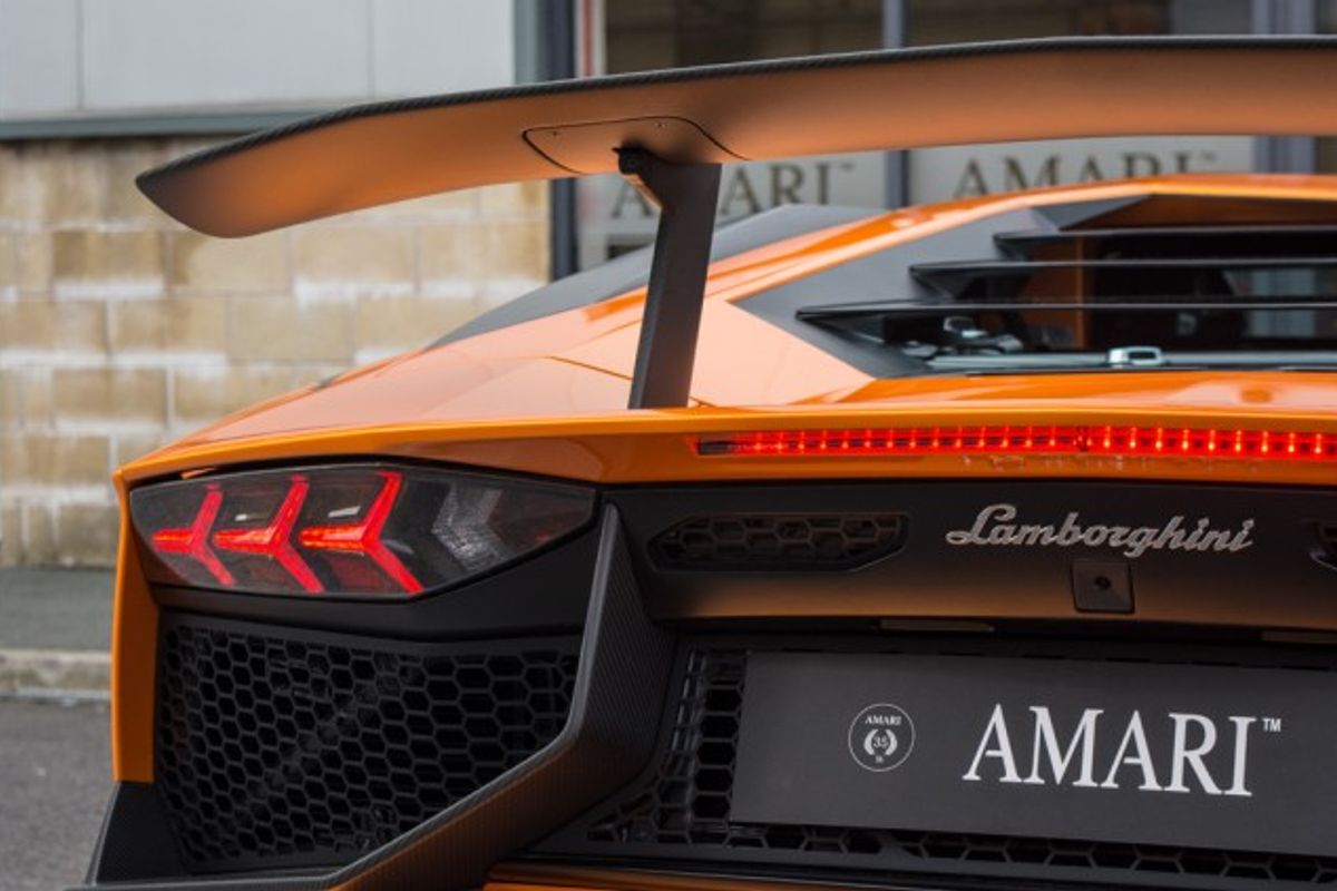 LAMBORGHINI Aventador LP750-4 SV Superveloce
