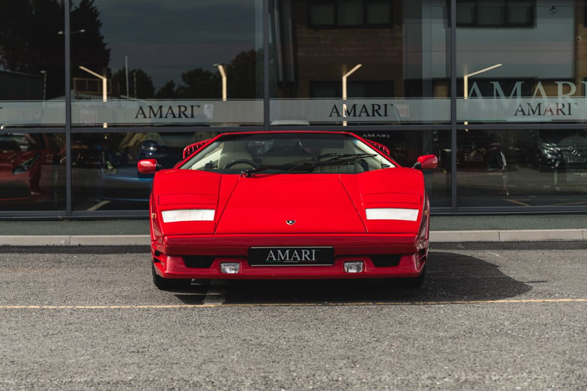 LAMBORGHINI Countach 5.2 V12 - 25th Anniversary
