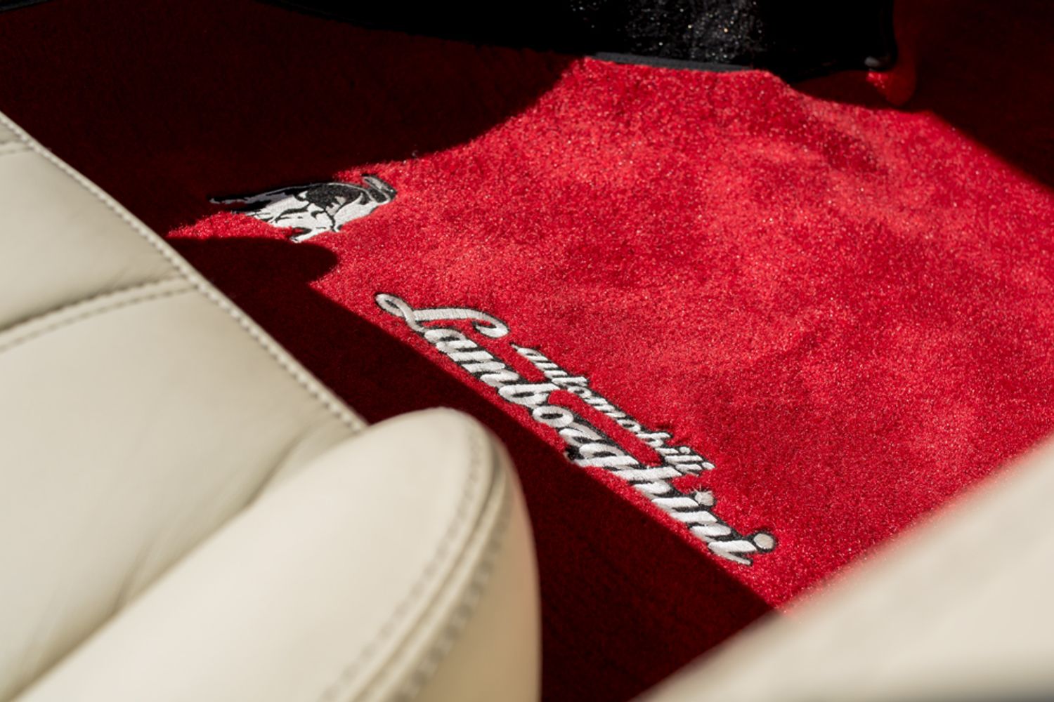 LAMBORGHINI Countach 5.2 V12 - 25th Anniversary