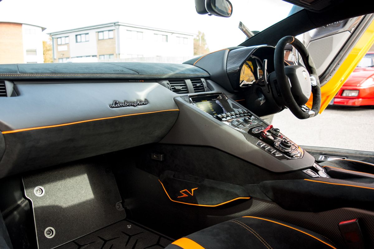 LAMBORGHINI Aventador LP750-4 SV Superveloce