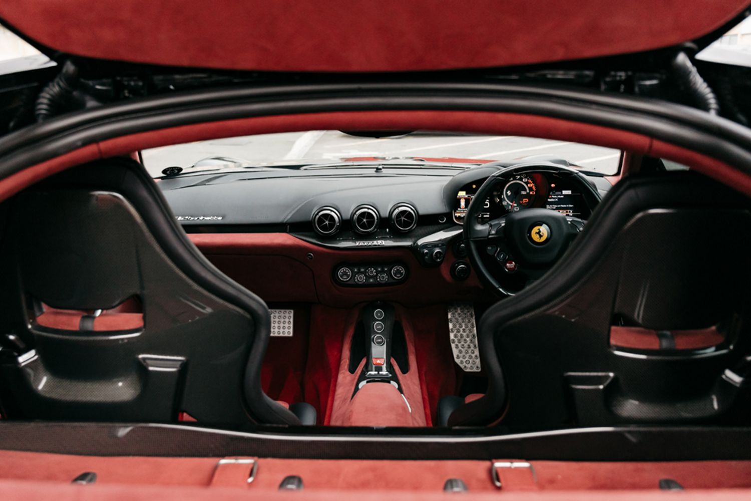FERRARI F12 BERLINETTA COUPE 2dr Auto