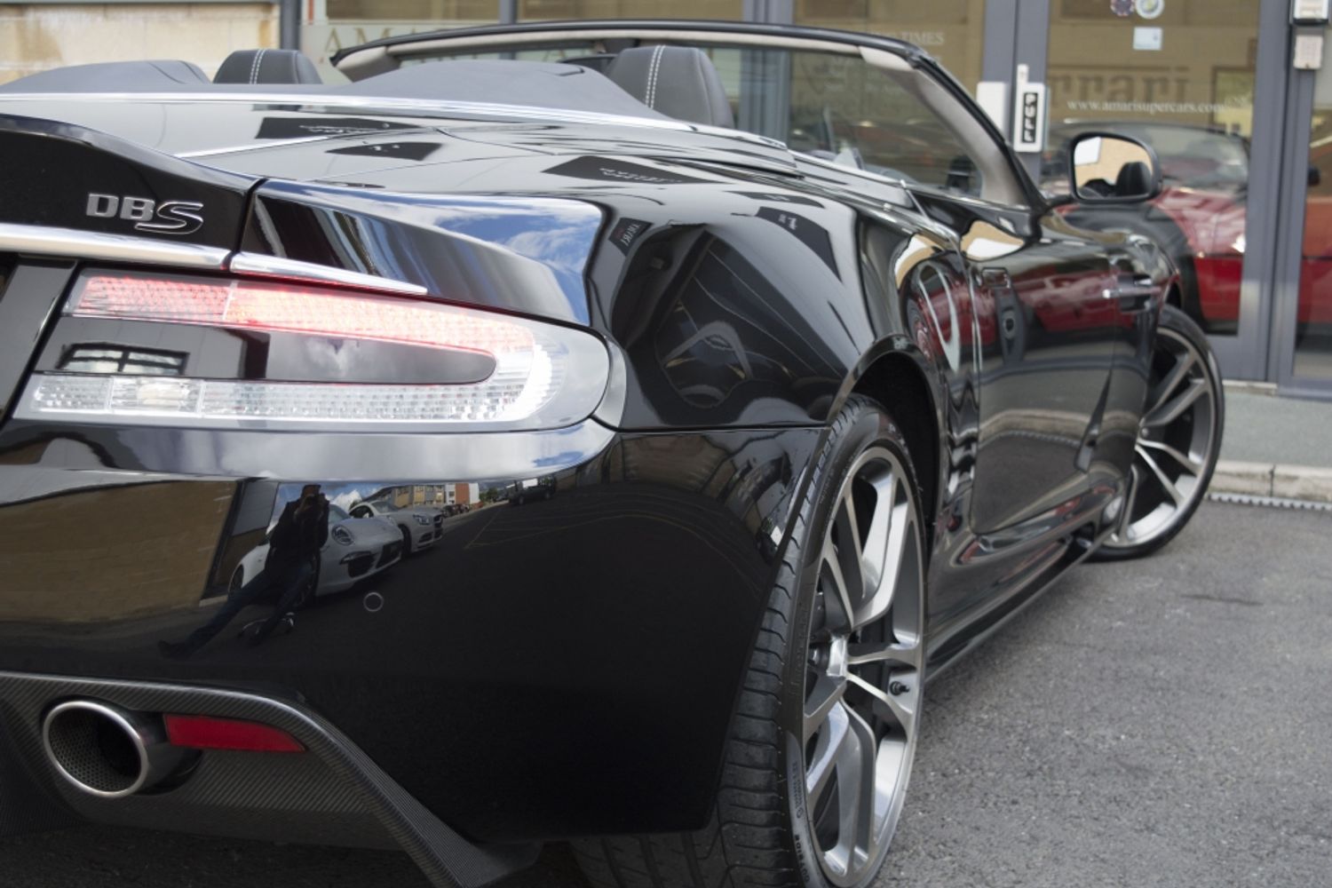 ASTON MARTIN Volante Touchtronic DBS Volante
