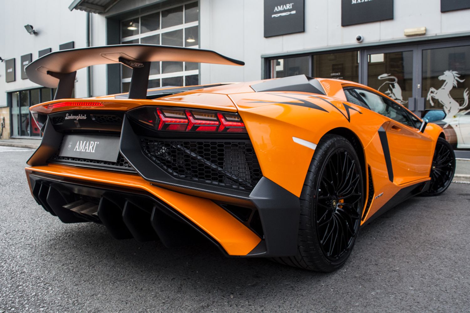LAMBORGHINI Aventador LP750-4 SV Superveloce