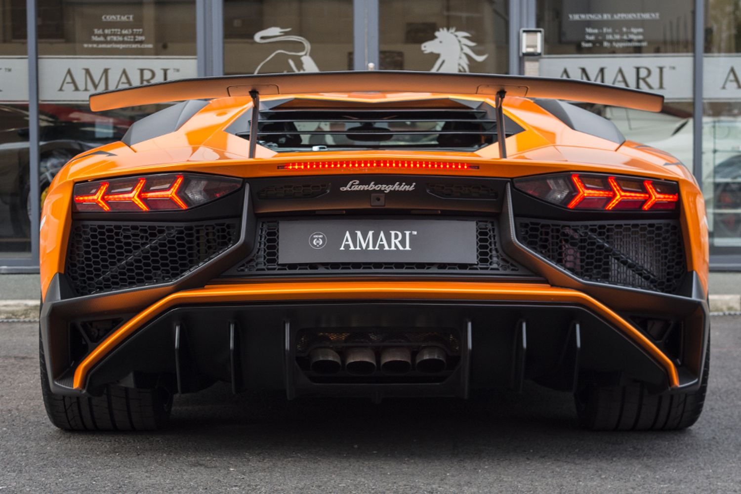 LAMBORGHINI Aventador LP750-4 SV Superveloce