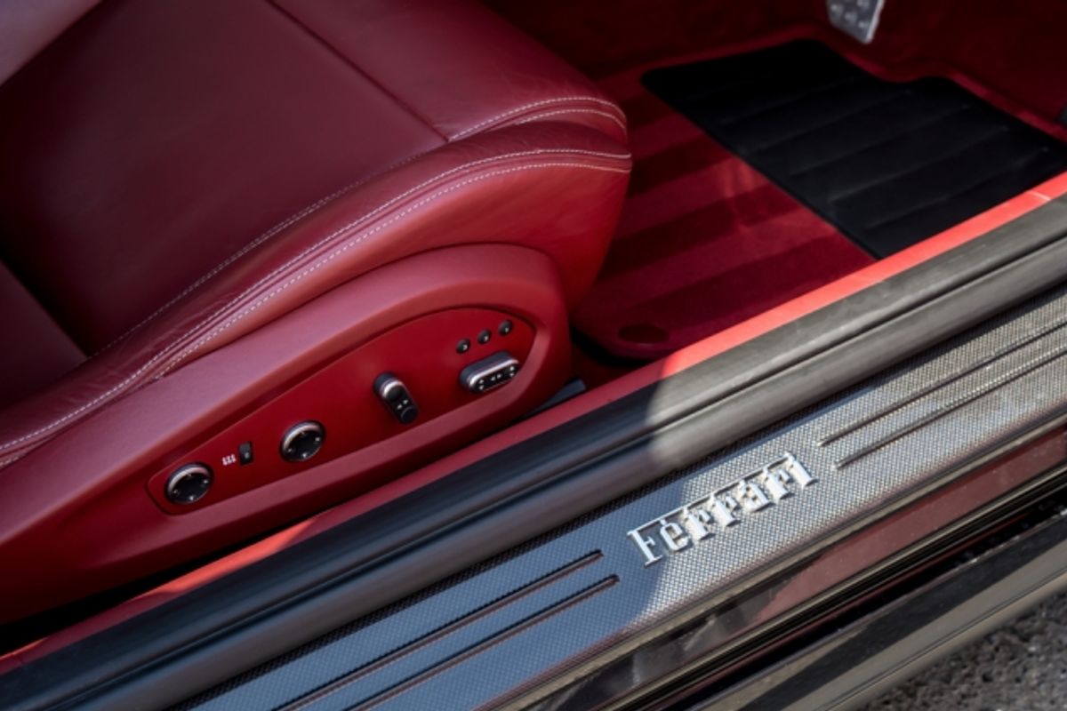 FERRARI FF COUPE 2dr Auto [HELE]
