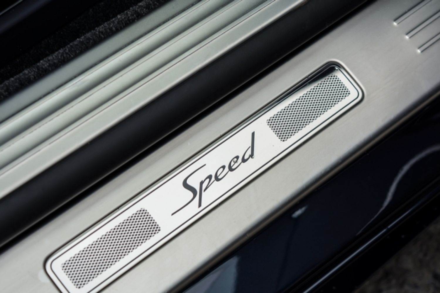 BENTLEY CONTINENTAL GTC SPEED CONVERTIBLE 6.0 W12 [E85] Mulliner Driving Spec