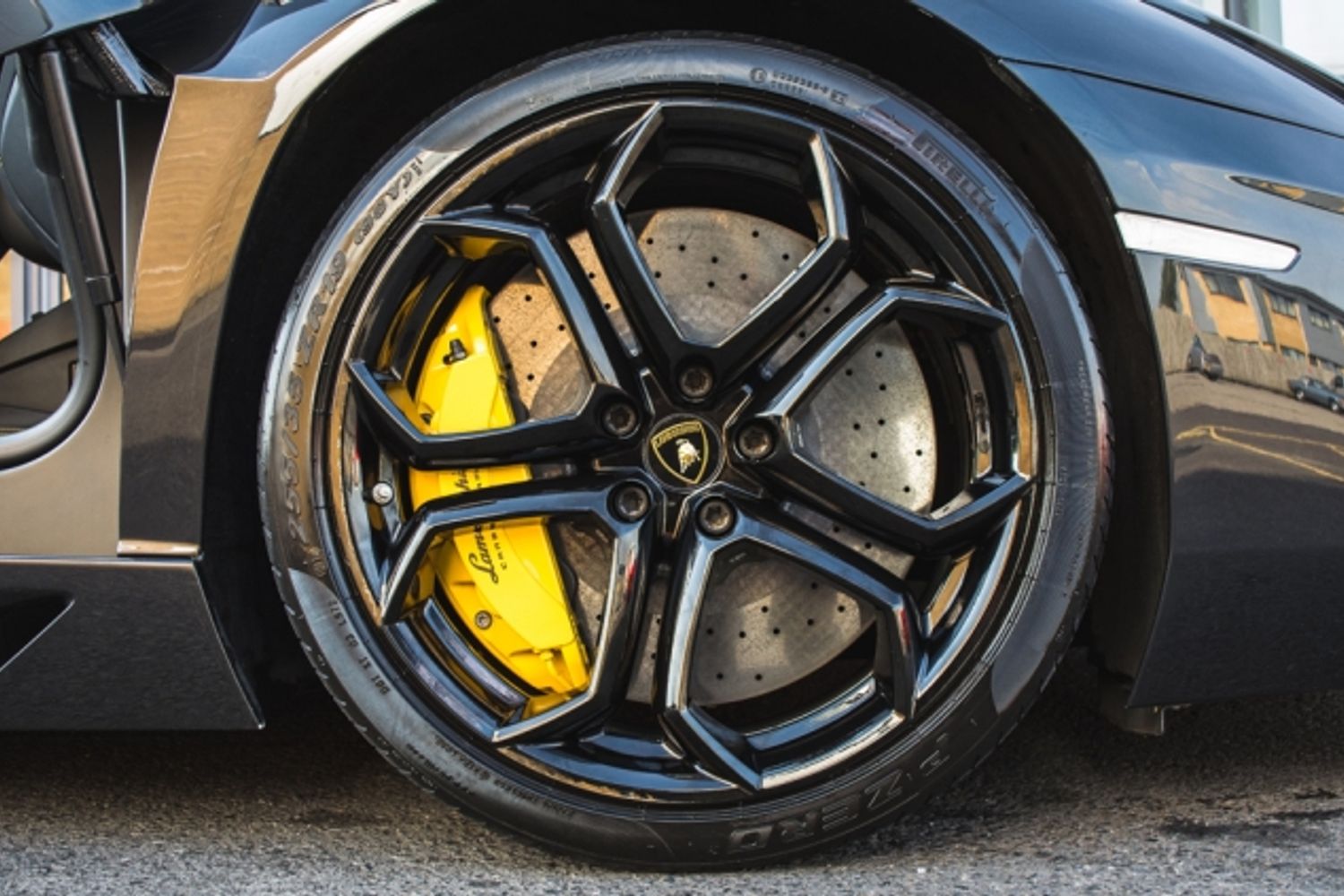 LAMBORGHINI AVENTADOR COUPE 6.5 LP 700-4 2DR Semi Automatic