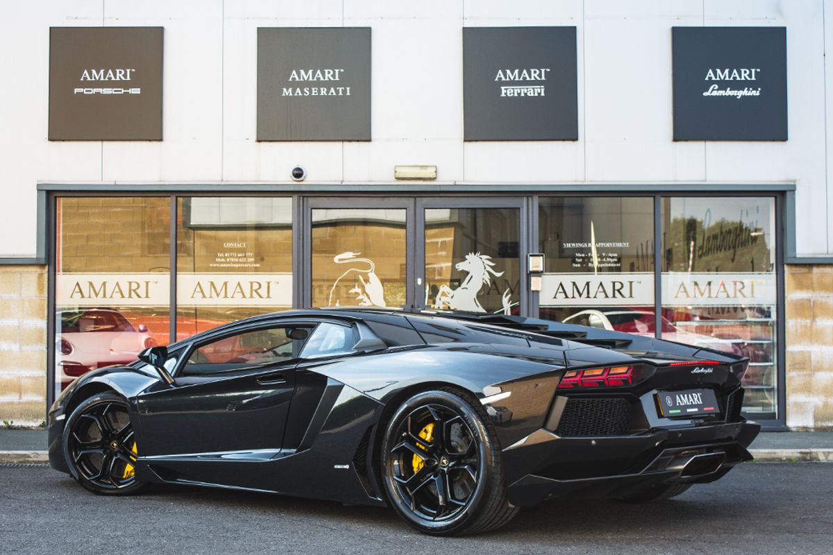 LAMBORGHINI AVENTADOR COUPE 6.5 LP 700-4 2DR Semi Automatic