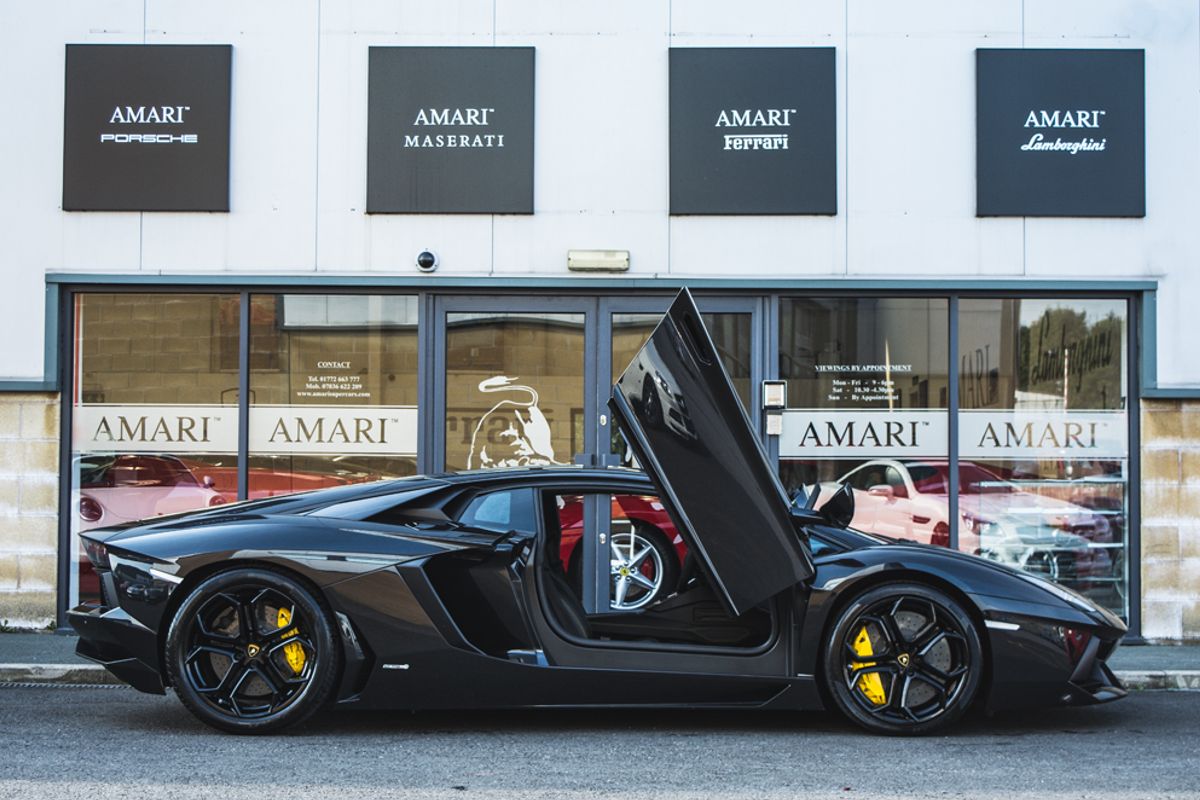 LAMBORGHINI AVENTADOR COUPE 6.5 LP 700-4 2DR Semi Automatic