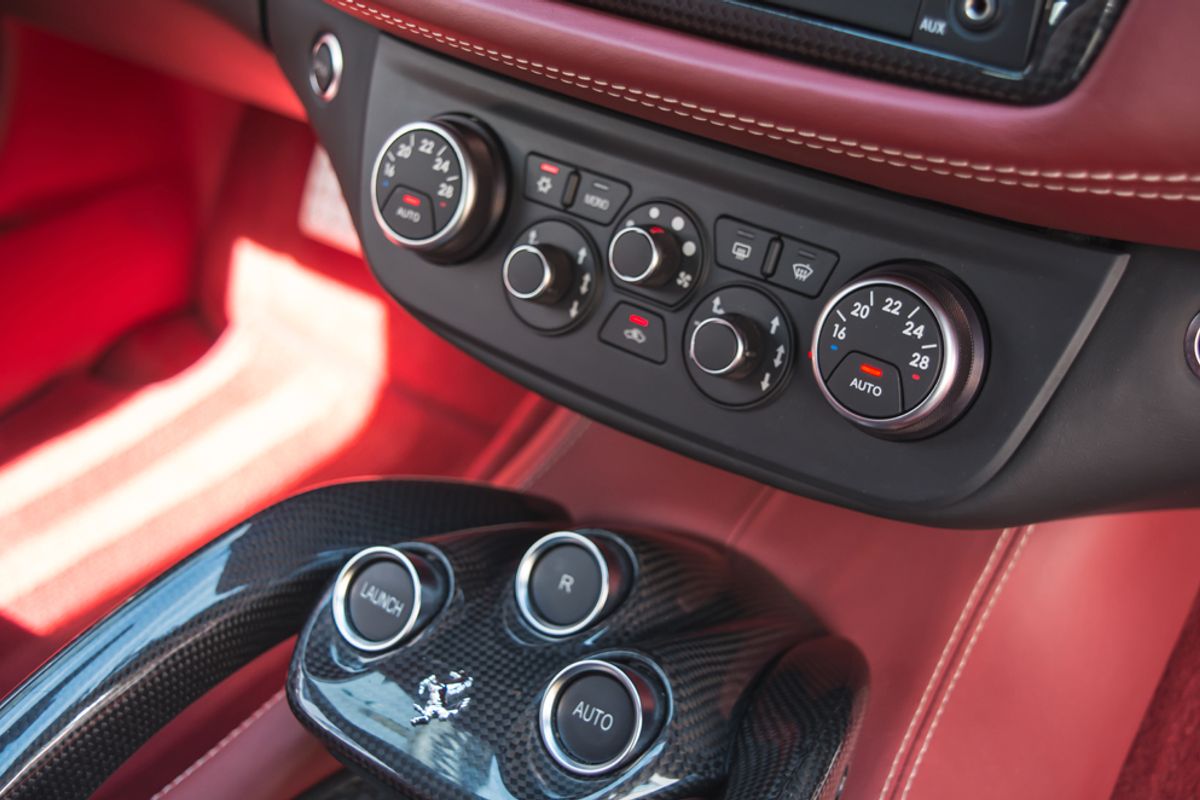 FERRARI FF COUPE 2dr Auto [HELE]