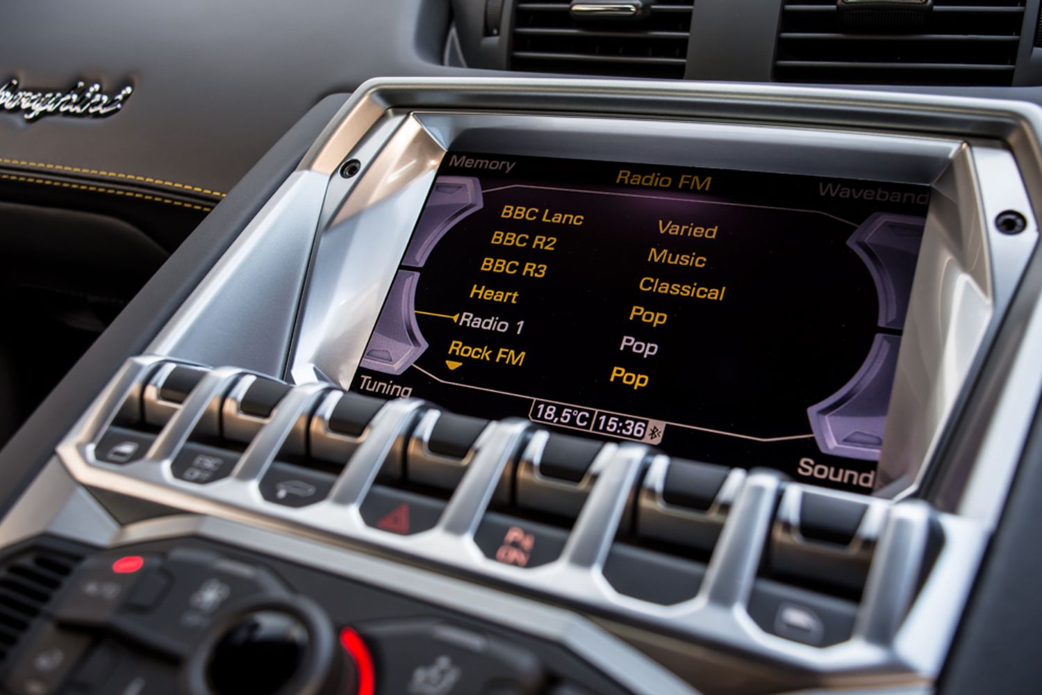 LAMBORGHINI AVENTADOR COUPE 6.5 LP 700-4 2DR Semi Automatic