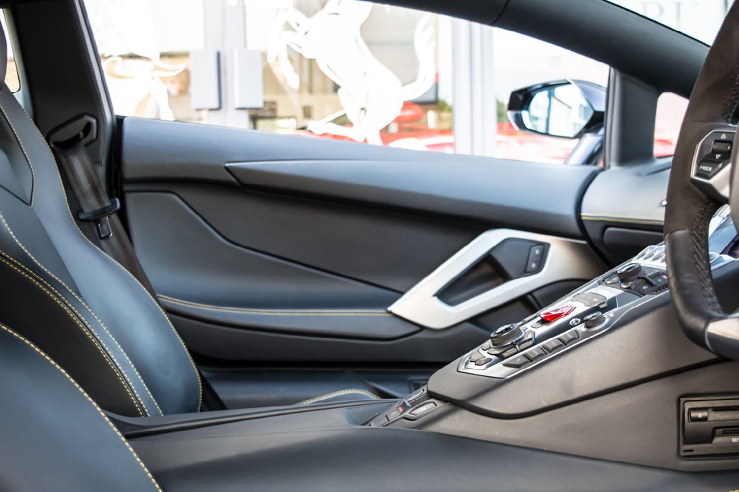LAMBORGHINI AVENTADOR COUPE 6.5 LP 700-4 2DR Semi Automatic