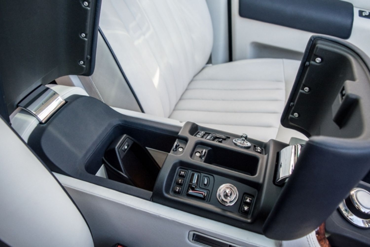 ROLLS-ROYCE PHANTOM 6.7 PHANTOM SAPPHIRE 2DR AUTOMATIC