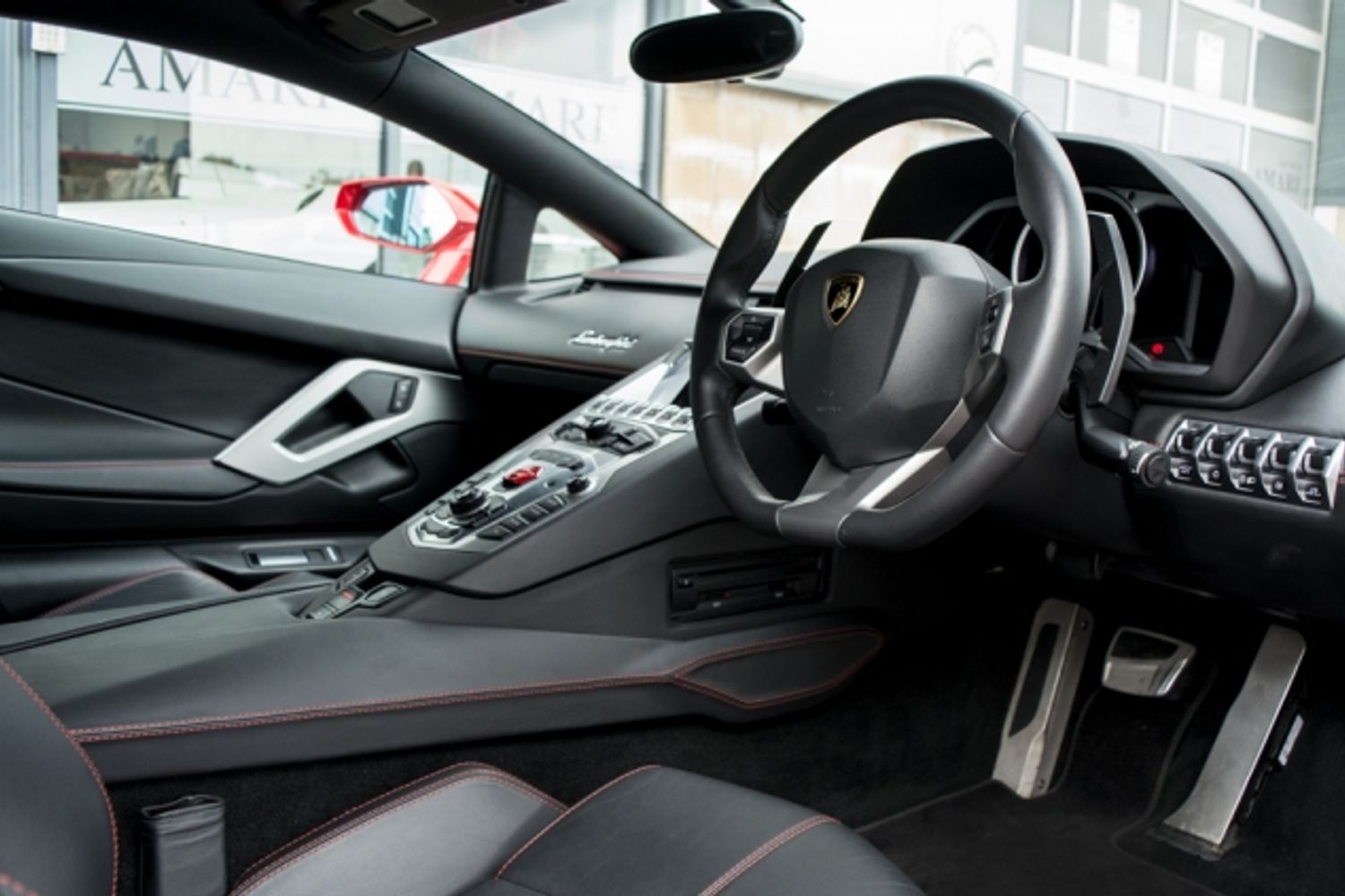 LAMBORGHINI AVENTADOR COUPE 6.5 LP 700-4 2DR SEMI AUTO