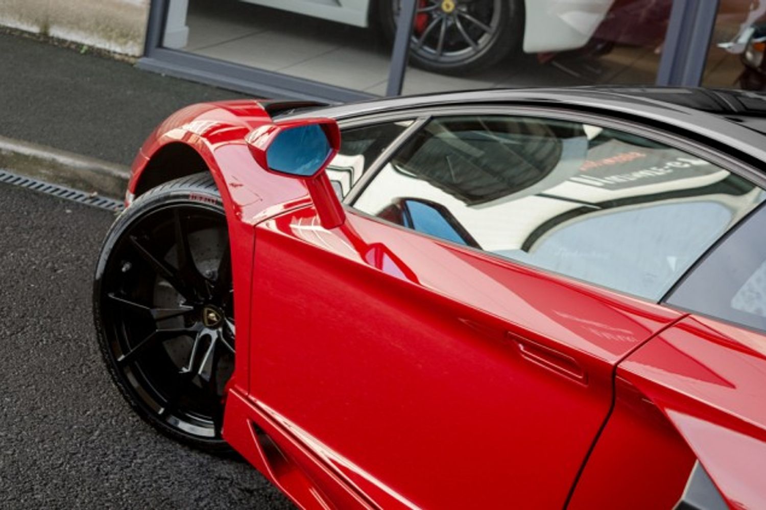 LAMBORGHINI AVENTADOR COUPE 6.5 LP 700-4 2DR SEMI AUTO
