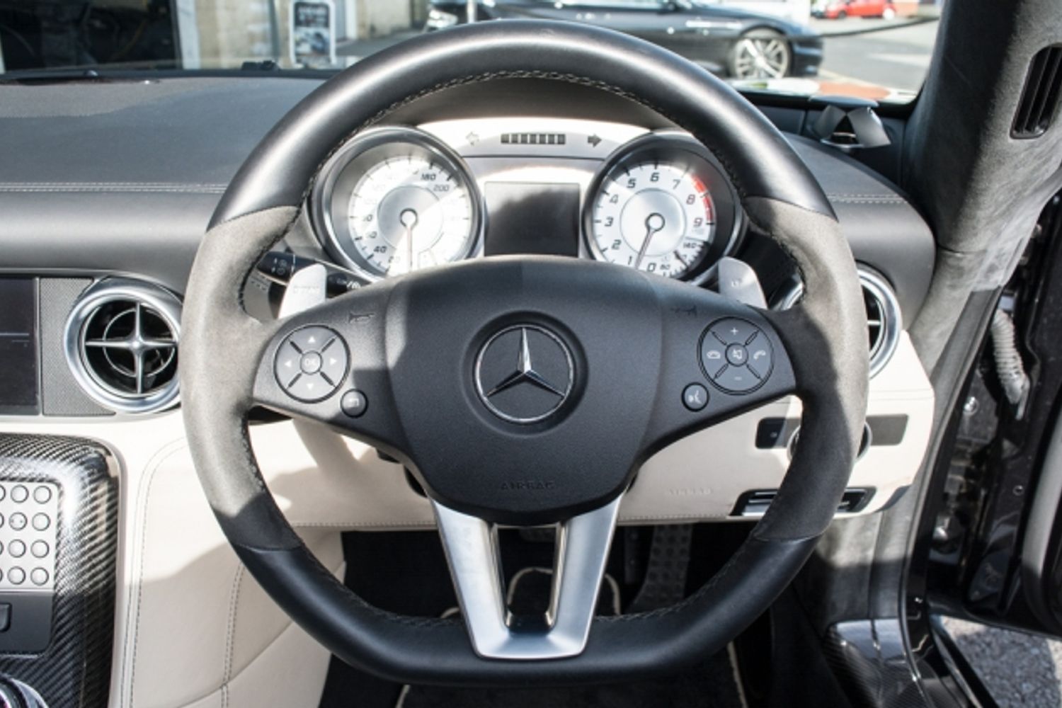 MERCEDES-BENZ SLS CONVERTIBLE 6.2 SLS AMG ROADSTER 2DR AUTOMATIC