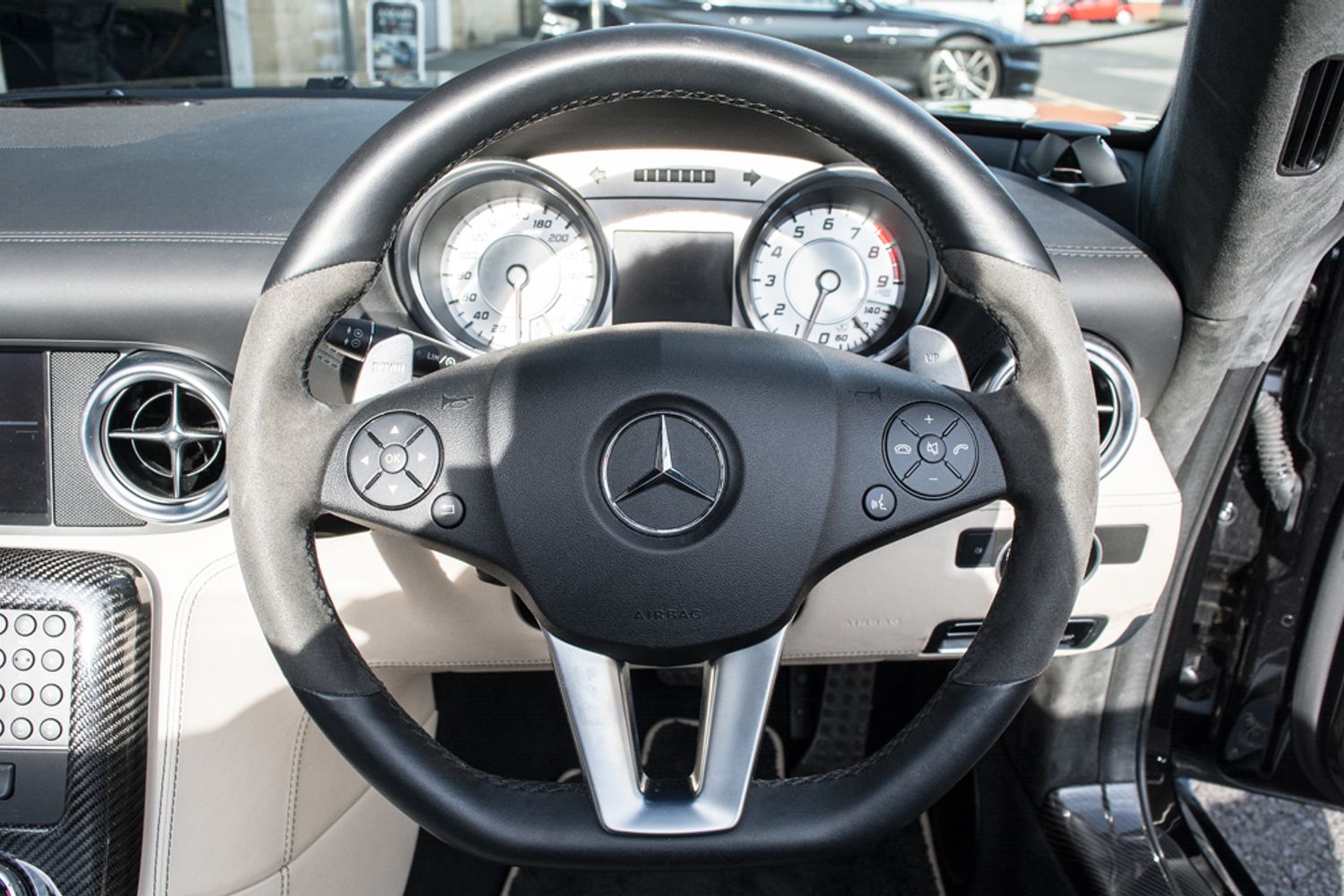 MERCEDES-BENZ SLS CONVERTIBLE 6.2 SLS AMG ROADSTER 2DR AUTOMATIC