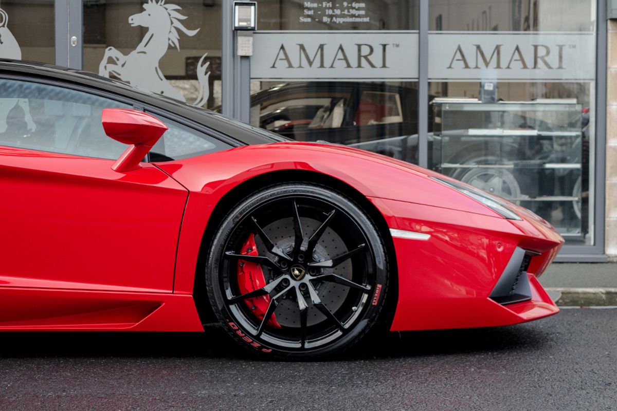 LAMBORGHINI AVENTADOR COUPE 6.5 LP 700-4 2DR SEMI AUTO