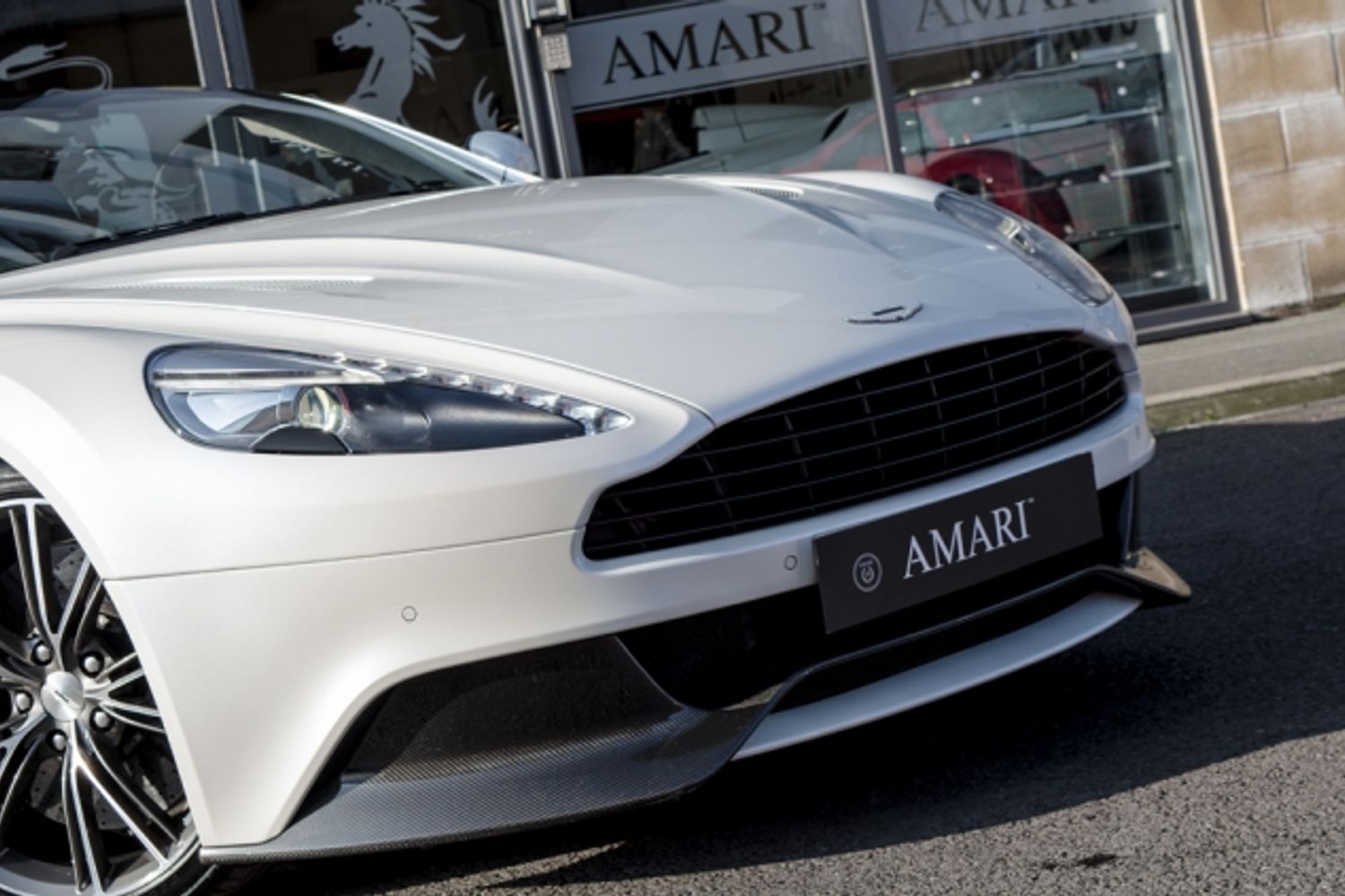 ASTON MARTIN Vanquish Volante Carbon Edition - Touchtronic II